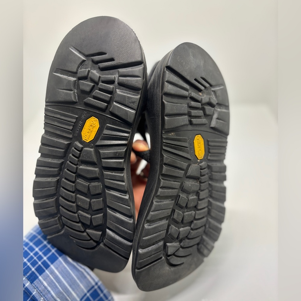 Chaco Z/2 Classic Sandals Women’s 8 Black Vibram Sole USA Made Hiking Outdoor - Picture 8 of 14
